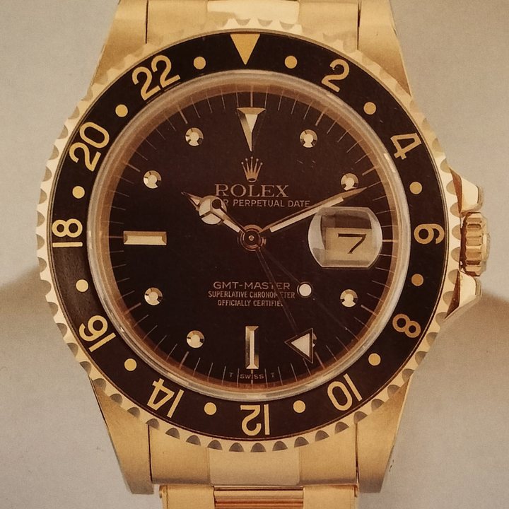 16758, the gold 16750, with the “nipple” dial